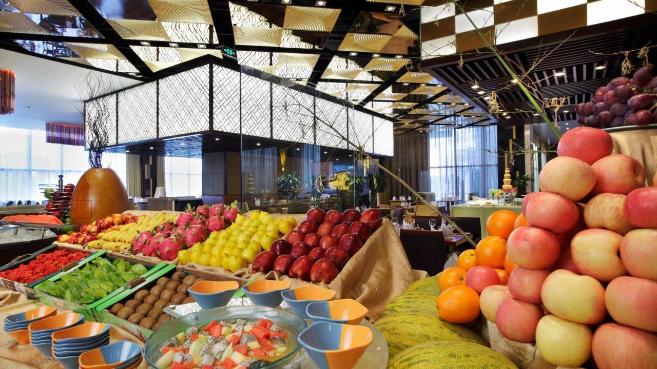 Crowne Plaza Yantai Sea View By Ihg Hotel Exterior foto